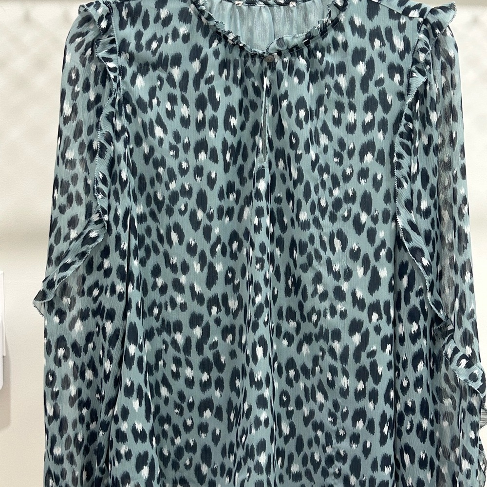 LOFT Blue and White Ruffled 3/4 Sleeve Blouse